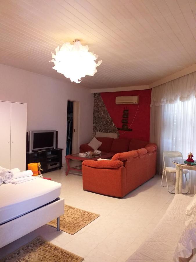 Roulas Cozy Apartments Artemida  Exteriér fotografie